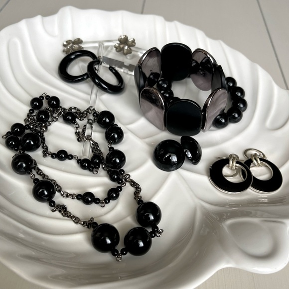 BLACK SILVER MIXED|Metal Acrylic Jewelry Lot|Mix & Match - Picture 2 of 12